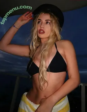 Ava Max / avamax / plharleyquinn nude photo #2482