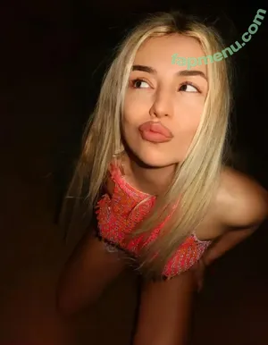 Ava Max / avamax / plharleyquinn nude photo #2487