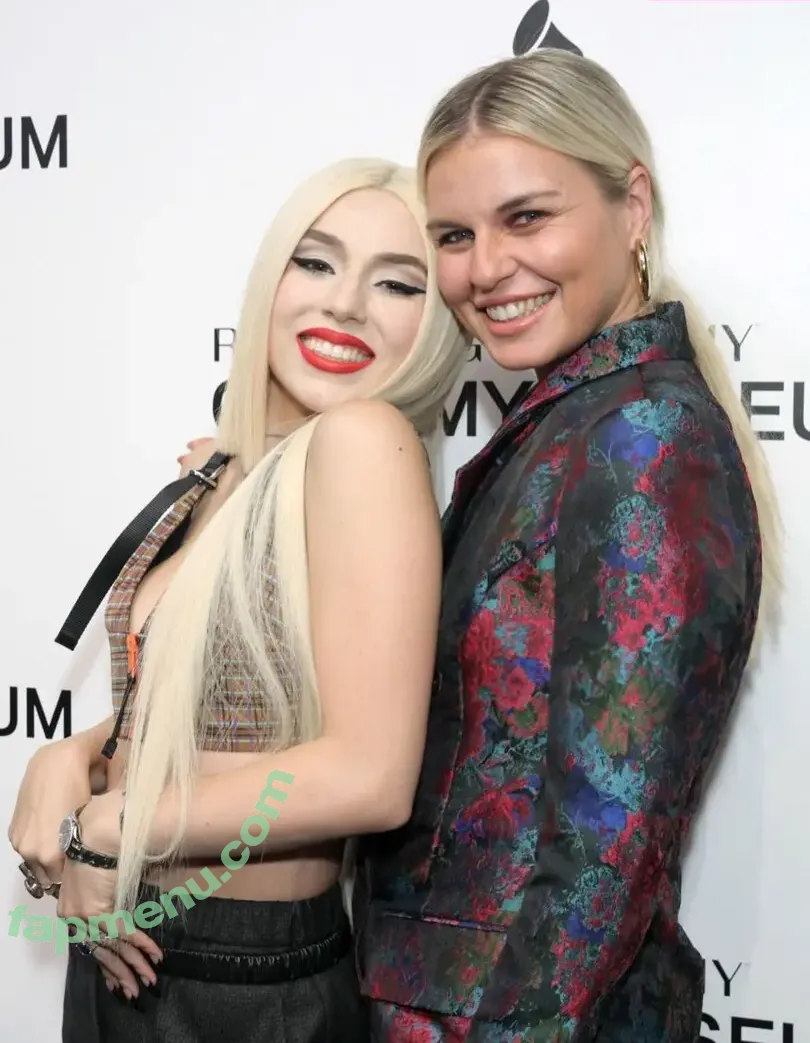 Ava Max nude photo #2303 (avamax / plharleyquinn)