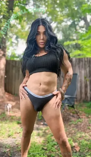 ava_muscle_mommy.ts / ava_muscle_mommy nude photo #0082