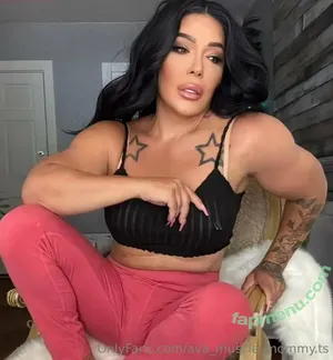 ava_muscle_mommy.ts / ava_muscle_mommy nude photo #0125