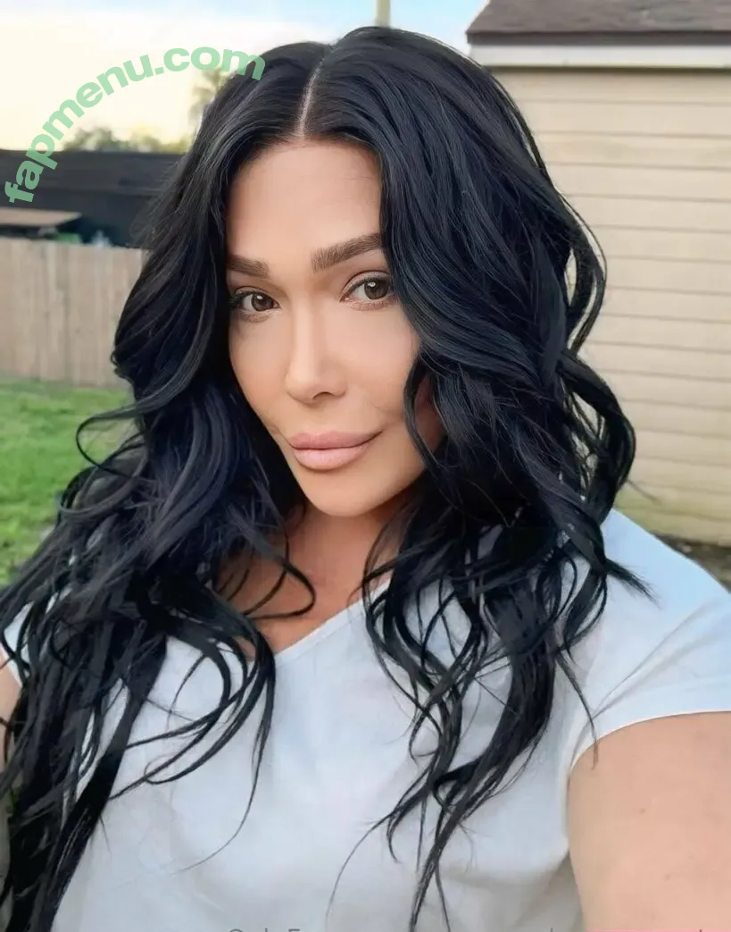 ava_muscle_mommy.ts nude photo #0069 (ava_muscle_mommy)