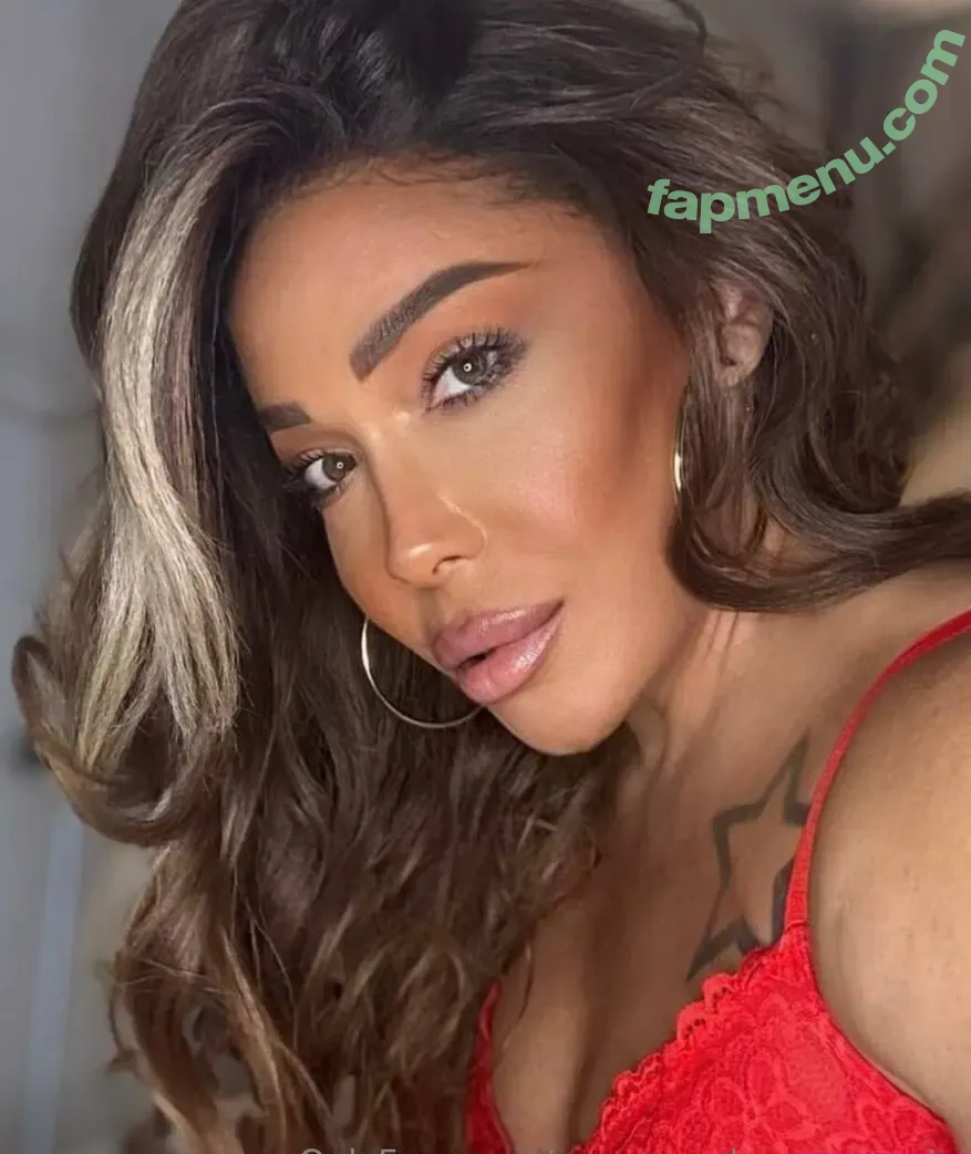 ava_muscle_mommy.ts nude photo #0112 (ava_muscle_mommy)