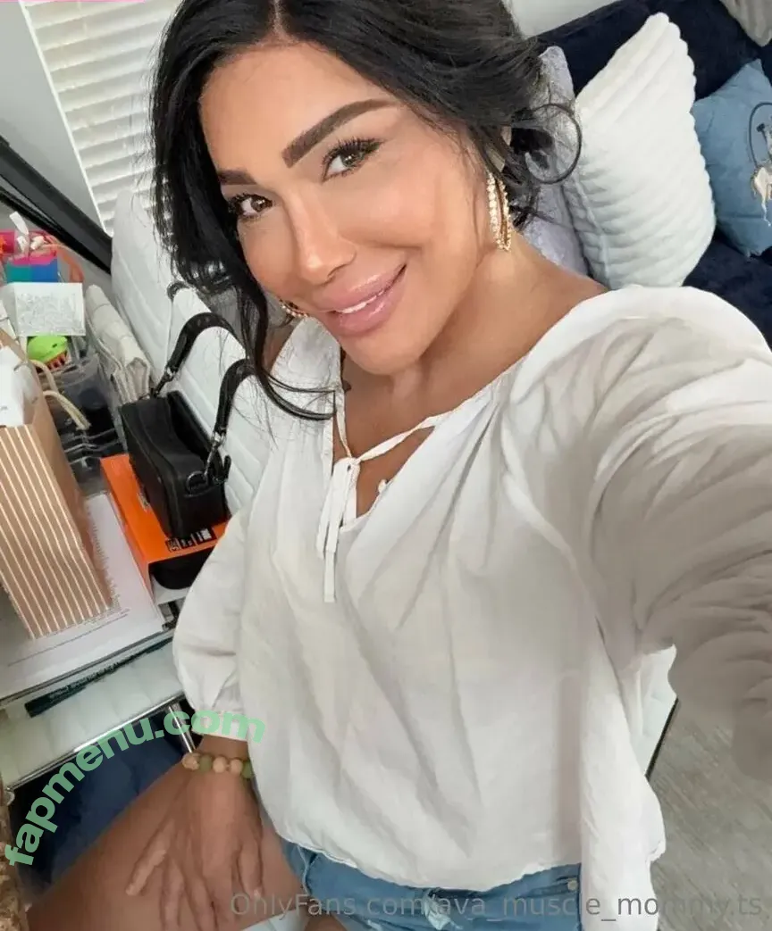 ava_muscle_mommy.ts nude photo #0115 (ava_muscle_mommy)