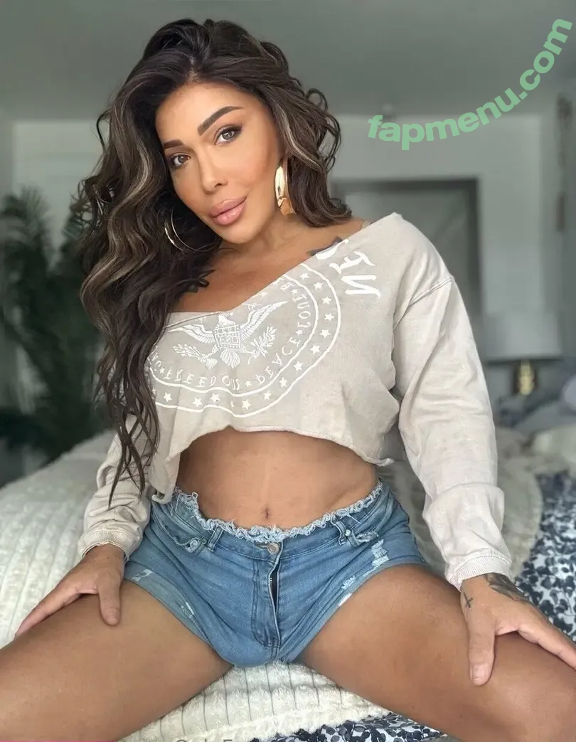 ava_muscle_mommy.ts nude photo #0118 (ava_muscle_mommy)