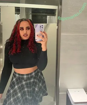 Ava Raine / DaughterDwayne 