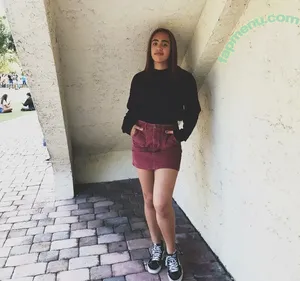 Ava Raine / DaughterDwayne 