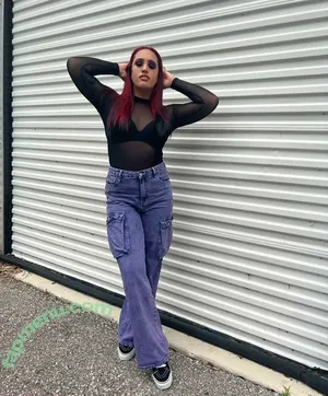 Ava Raine / DaughterDwayne 