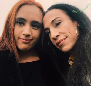 Ava Raine / DaughterDwayne 