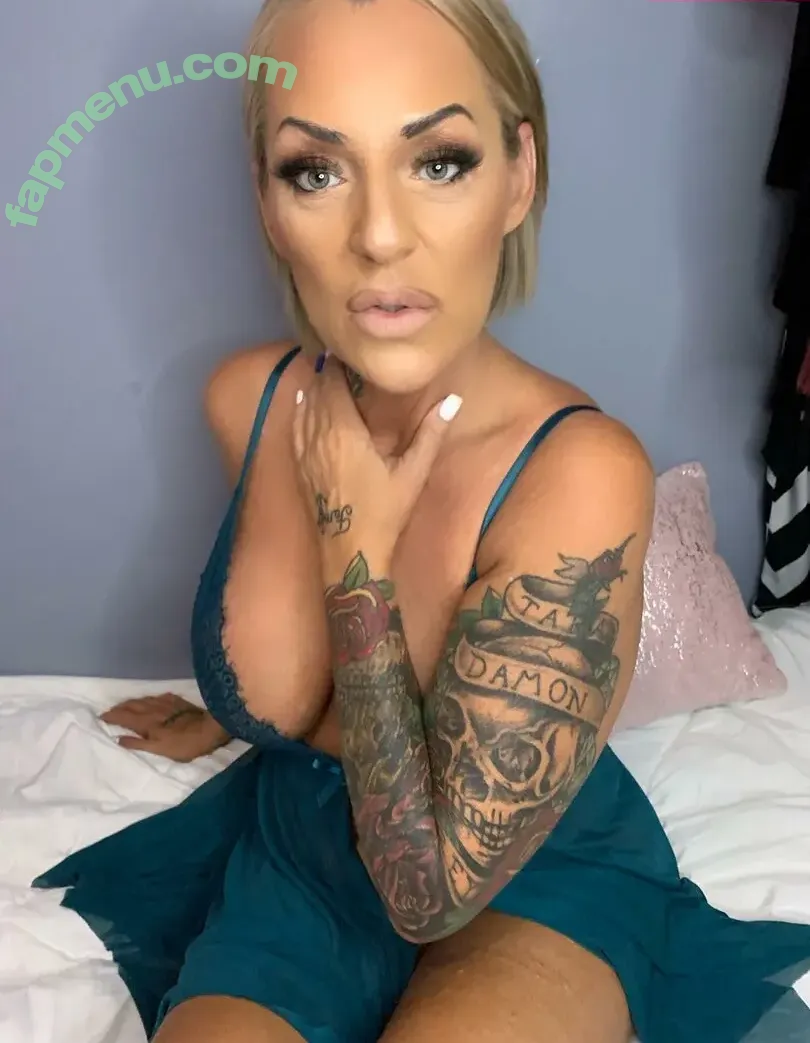 Ava Rosalie nude photo #0006 (Ava Rose / avarosali3 / avarosalie / avarosaliefree)