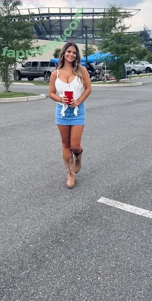 Ava Schillaci / ava.schillaci / avaschillaci nude photo #0114