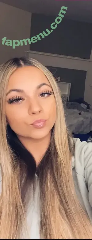 Ava Schillaci / ava.schillaci / avaschillaci nude photo #0148