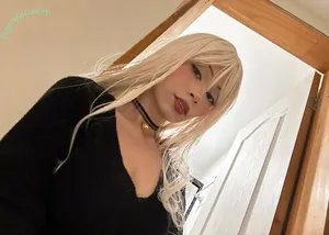 avamilone / avanat9898 nude photo #0017