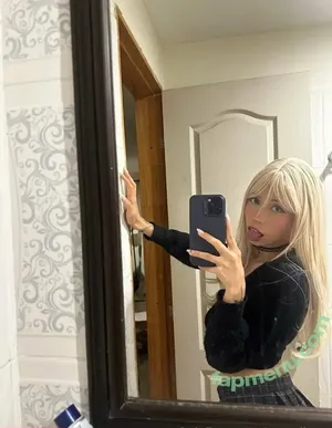 avamilone / avanat9898 nude photo #0018