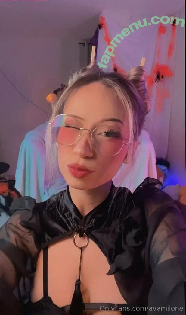 avamilone nude photo #0003 (avanat9898)