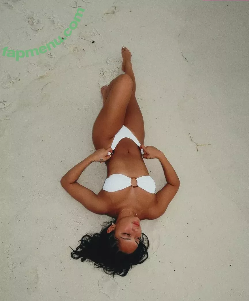 Avani Gregg nude photo #0032 (avani)