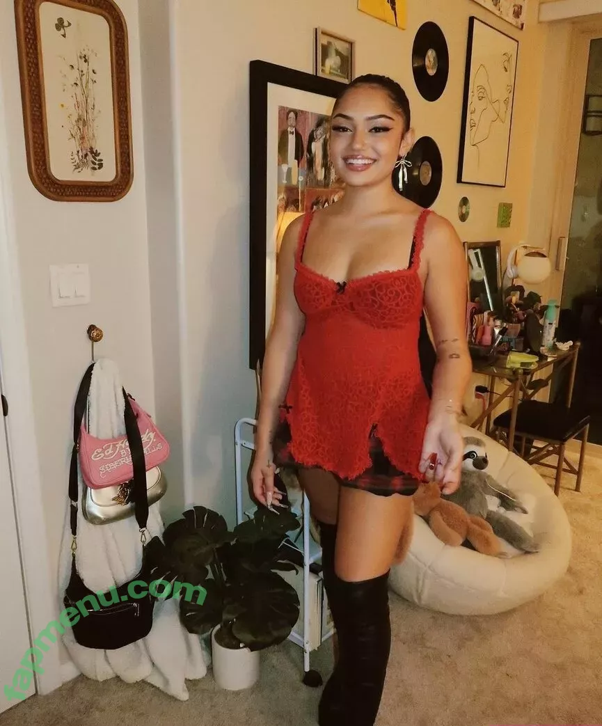 Avani Gregg nude photo #0071 (avani)