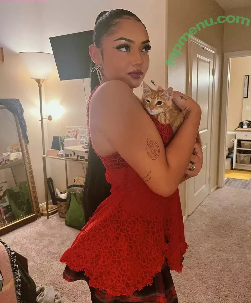 Avani Gregg nude photo #0073 (avani)