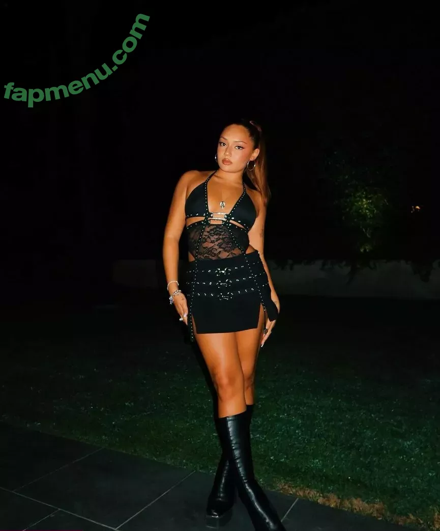 Avani Gregg nude photo #0126 (avani)