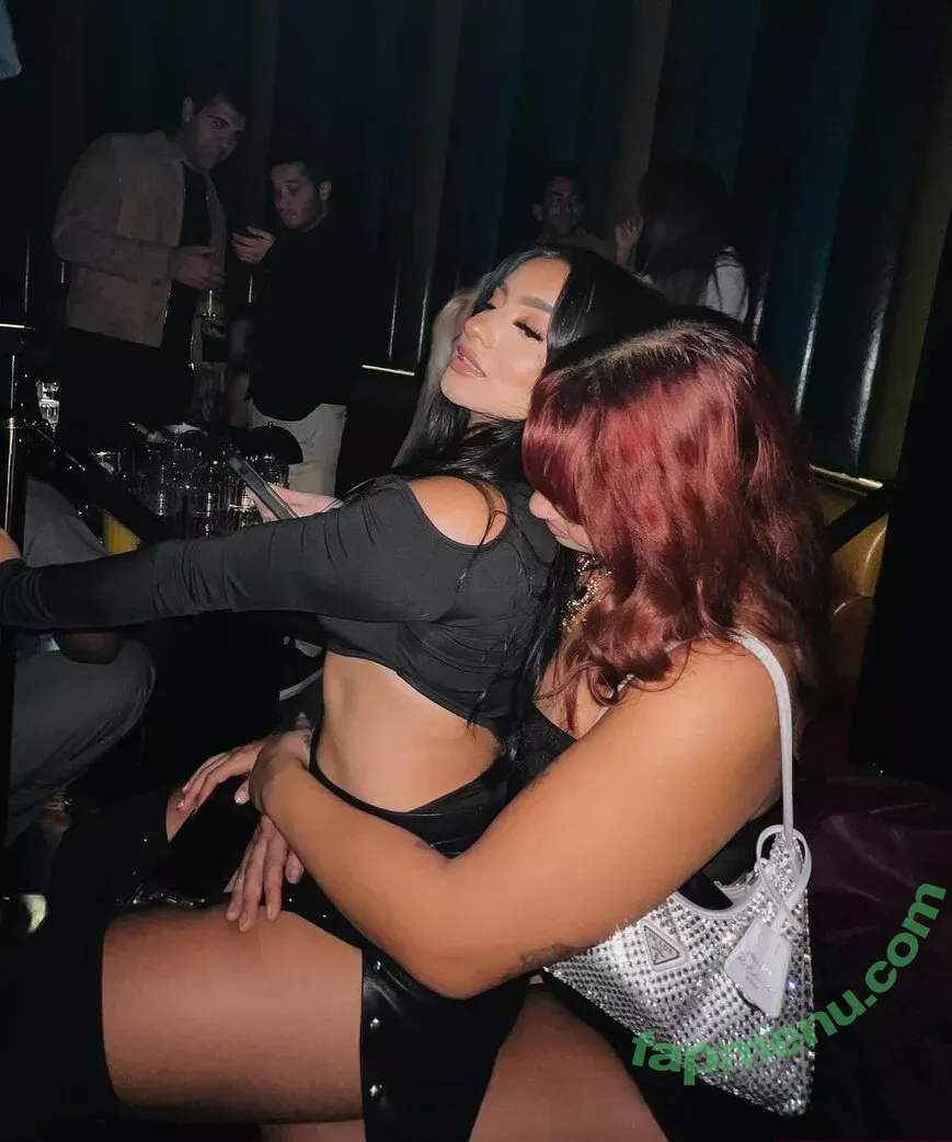 Avani Gregg nude photo #0175 (avani)