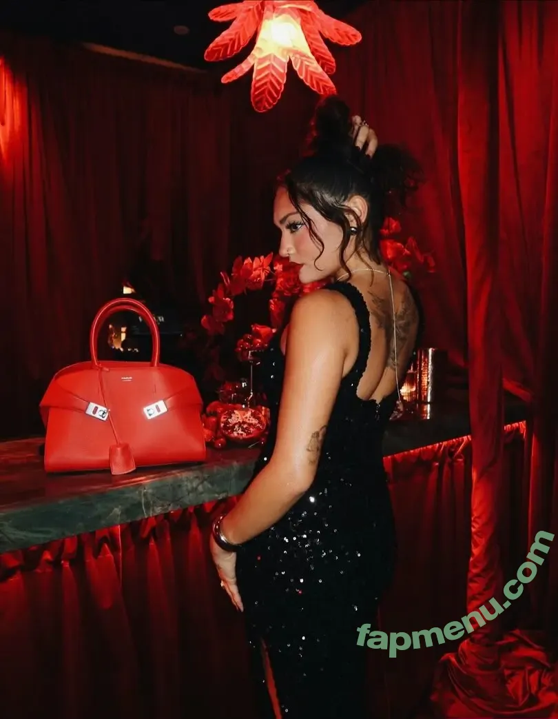 Avani Gregg nude photo #0783 (avani)