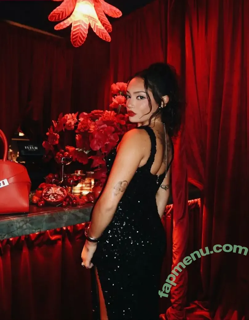 Avani Gregg nude photo #0784 (avani)