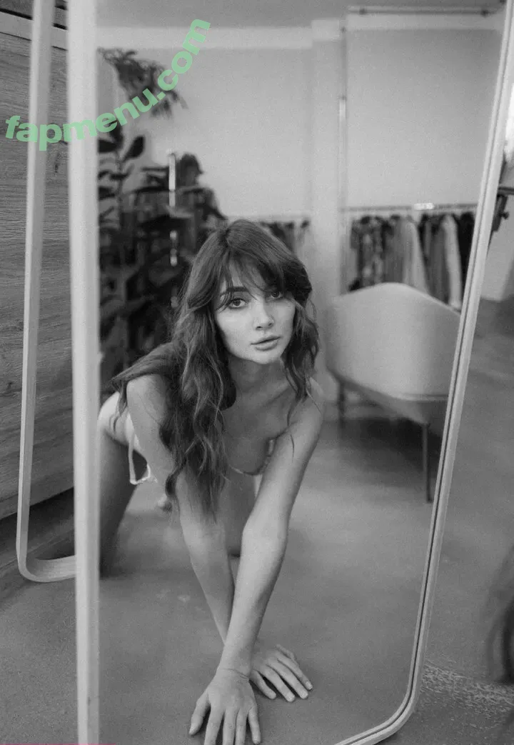 ave.estel nude photo #0087 (ave.estel.wild)