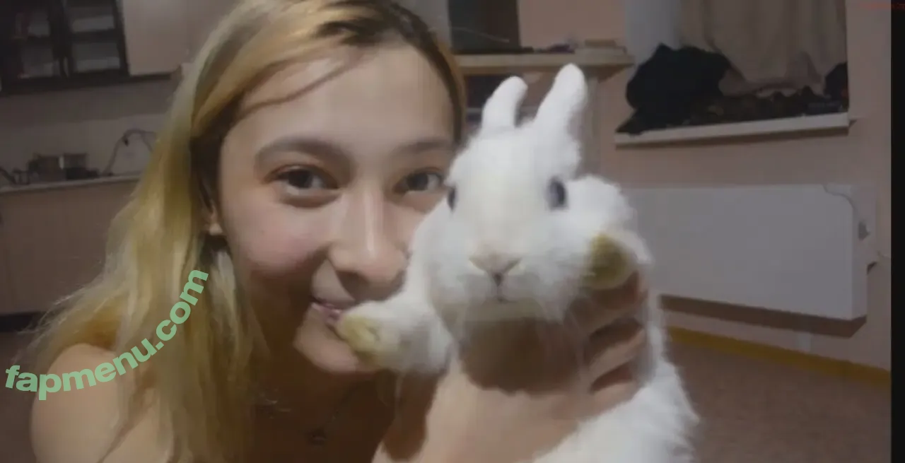 Aveksmr nude photo #0043 (Aveksmr)