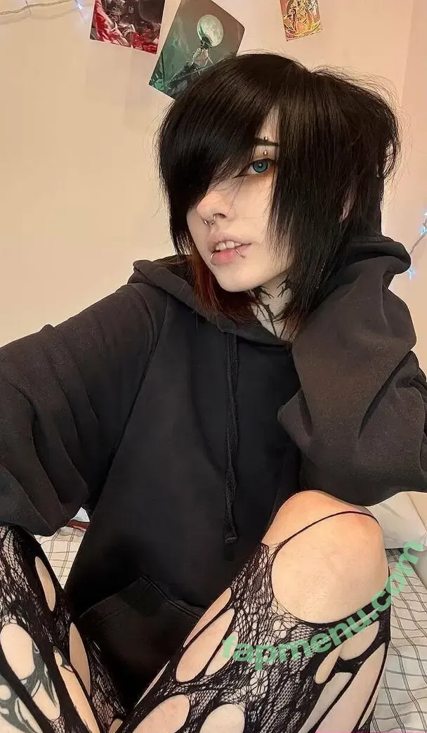 avemylissaa nude photo #0044 (avemylissaa)