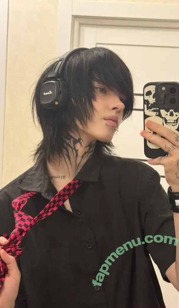 avemylissaa nude photo #0116 (avemylissaa)