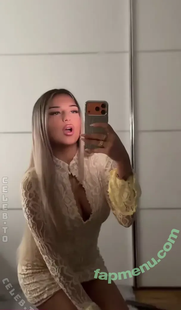 avendaaxs nude photo #0033 (avendaaxs)