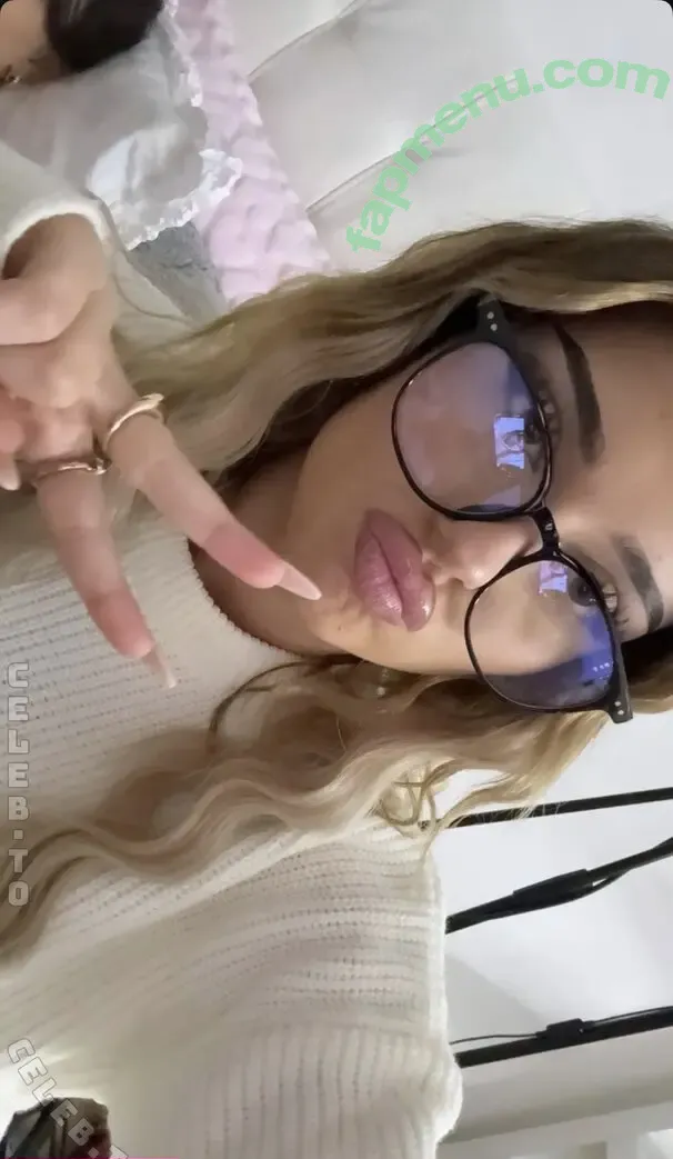 avendaaxs nude photo #0057 (avendaaxs)