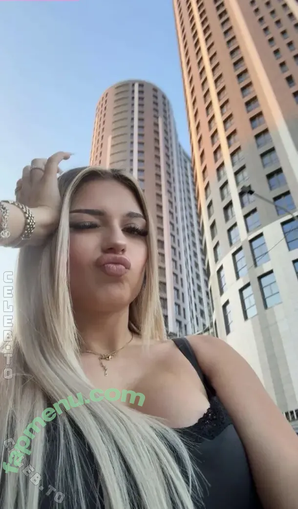 avendaaxs nude photo #0063 (avendaaxs)