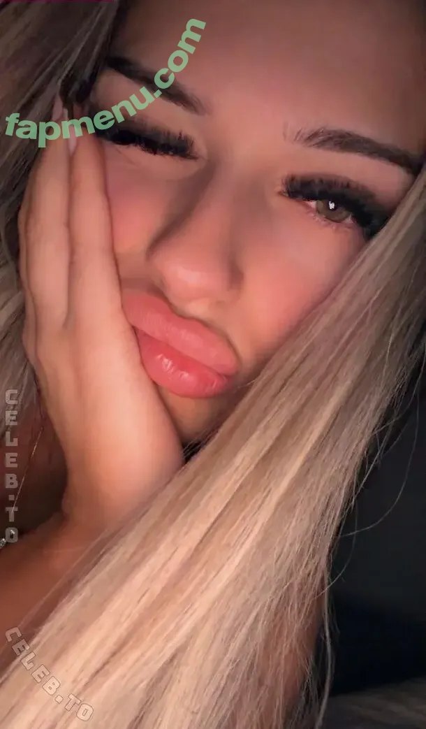 avendaaxs nude photo #0064 (avendaaxs)