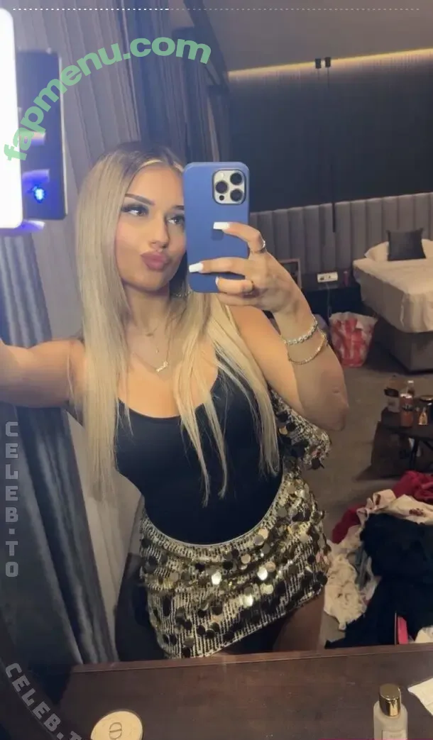 avendaaxs nude photo #0070 (avendaaxs)