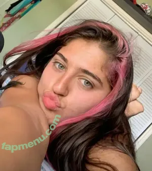 Avery Cyrus / Averycyrus nude photo #0005