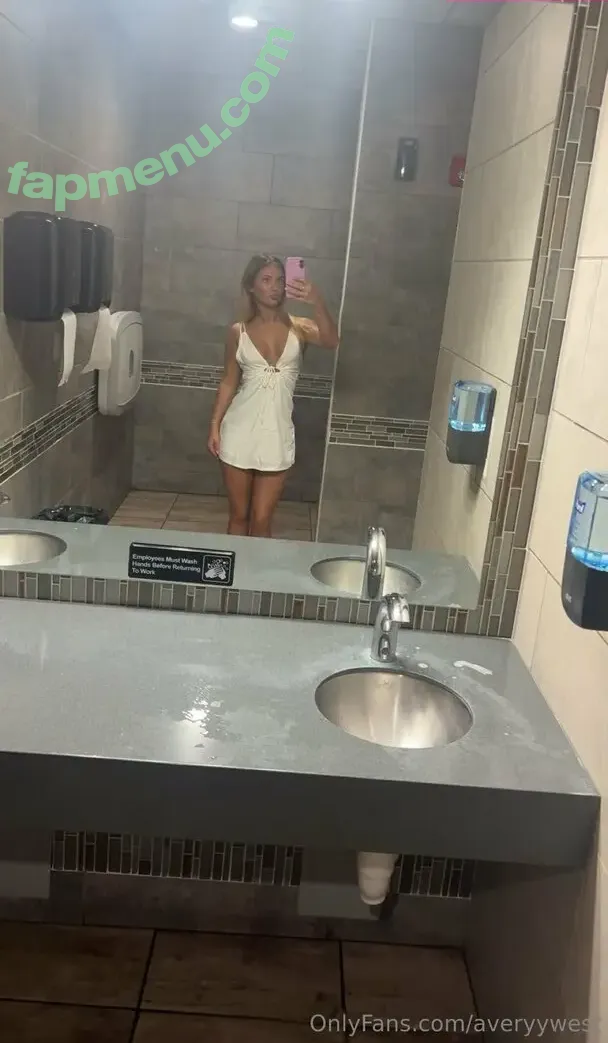 Averybennett nude photo #0047 (avaawest / averybennett0 / averyywest)