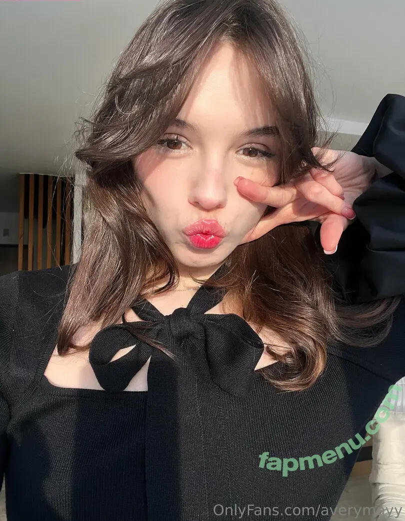 averymayy nude photo #0018 (averymayy_)
