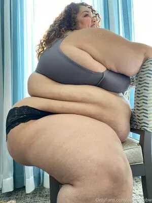 averyssbbw / averyssbbw_ nude photo #0007