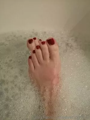 averyysfeet / heythereitsavery nude photo #0026