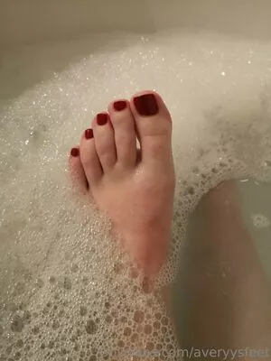 averyysfeet / heythereitsavery nude photo #0028