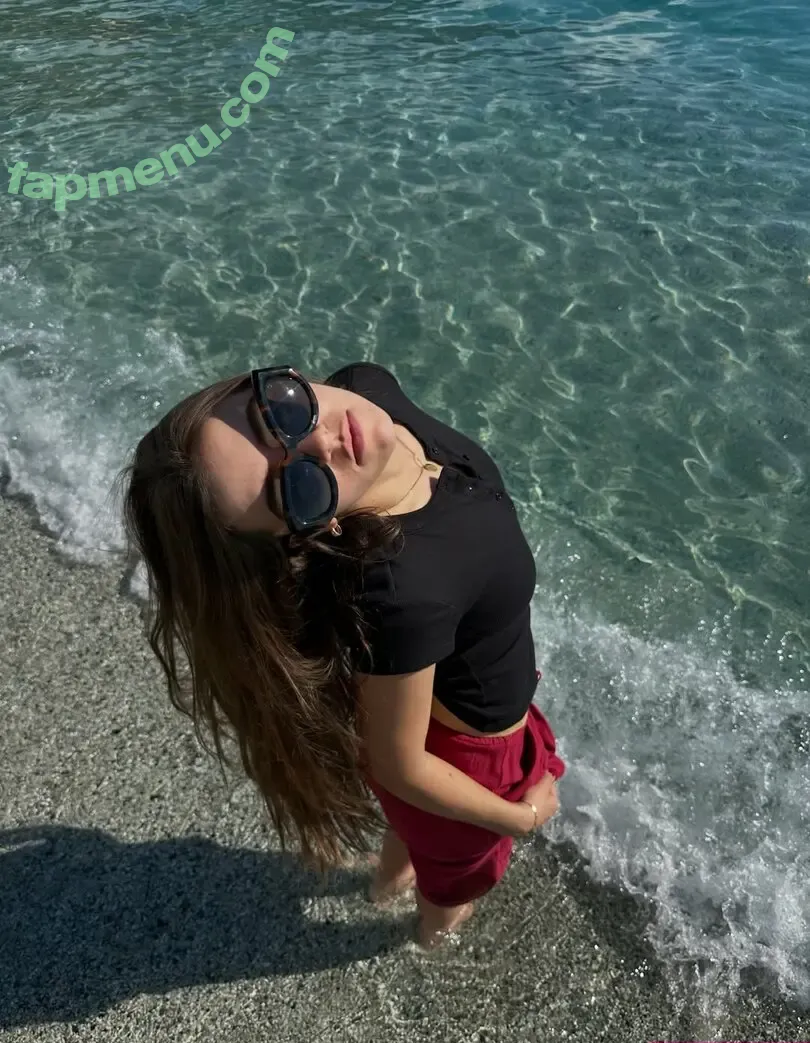 Avia Butler nude photo #0199 (aviacolette)