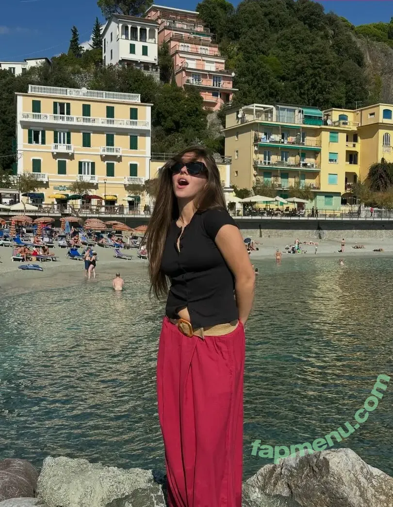 Avia Butler nude photo #0200 (aviacolette)