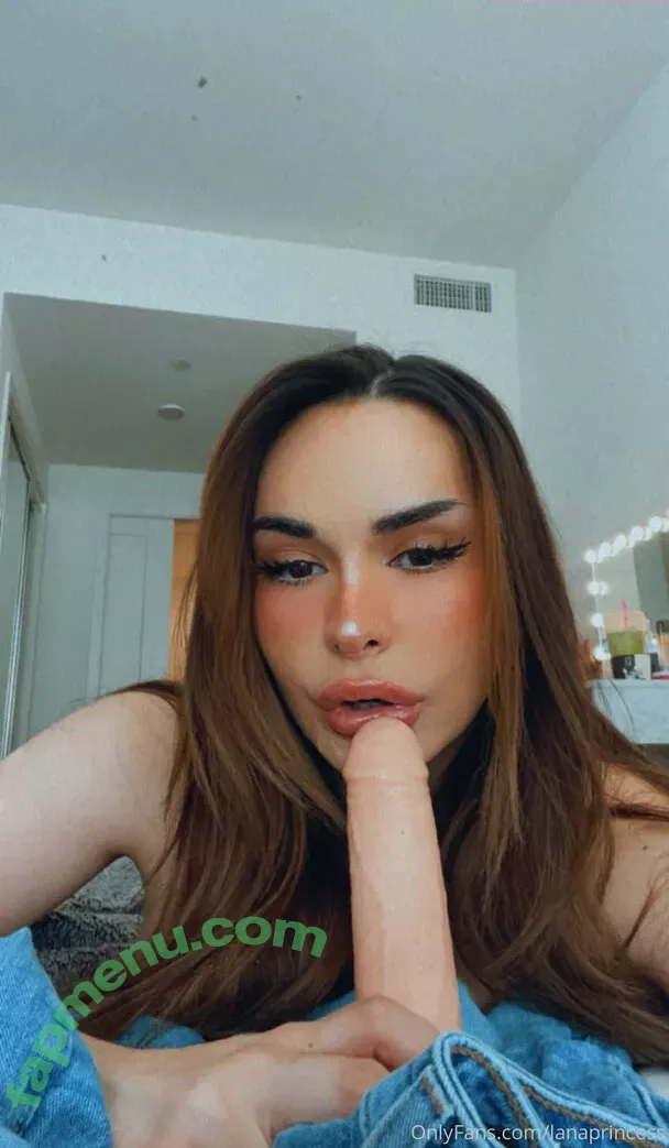 avianaviolet nude photo #0145 (avianaviolettt)
