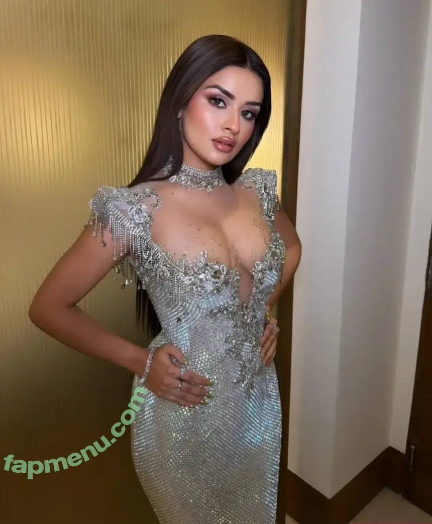 Avneet Kaur nude photo #0226 (avneetkaur_13)