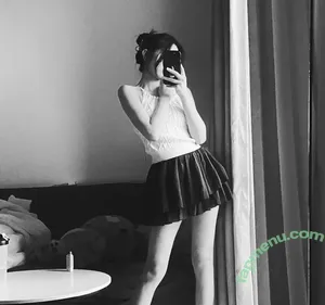 avravira / Ana / ummuavra nude photo #0001