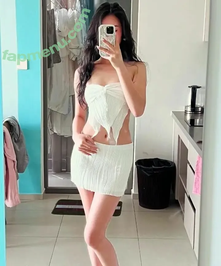 avravira nude photo #0007 (Ana / ummuavra)