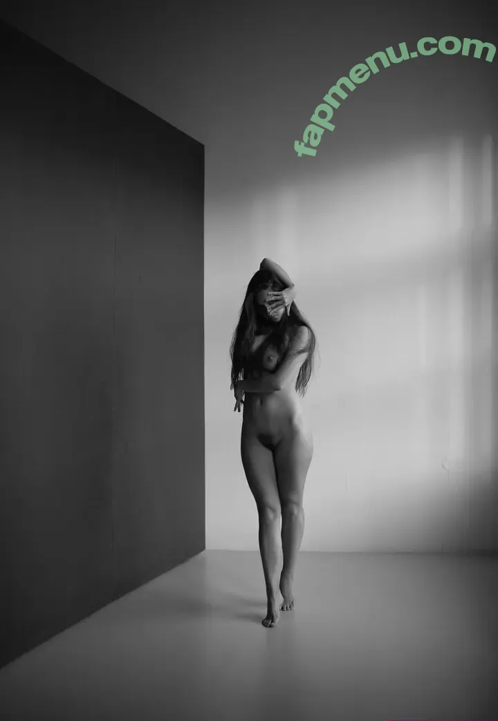 Avrelia Amaris nude photo #0090 (avreliee)