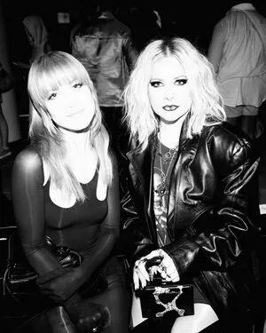 Avril Lavigne / AvrilLavigne nude photo #0648