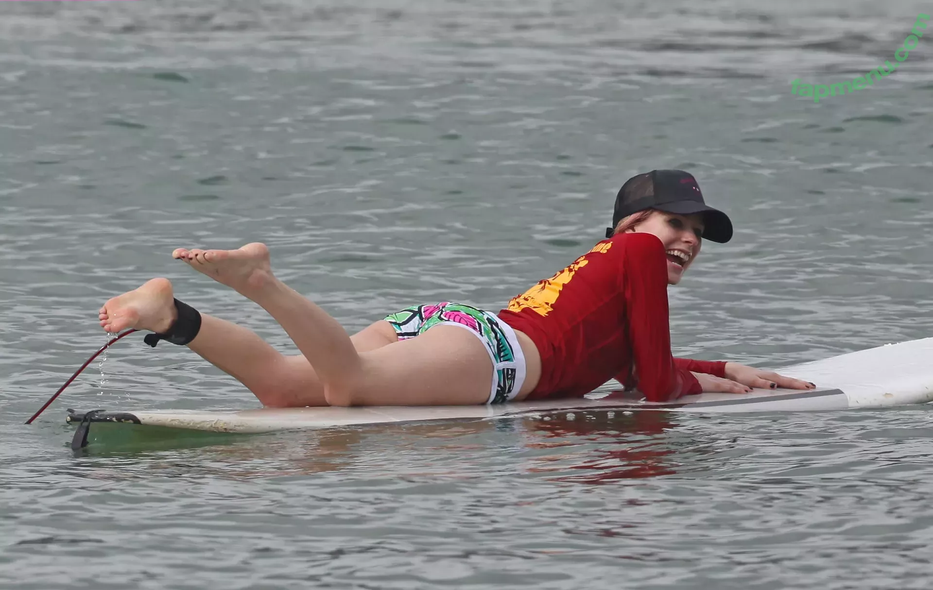 Avril Lavigne nude photo #0815 (AvrilLavigne)